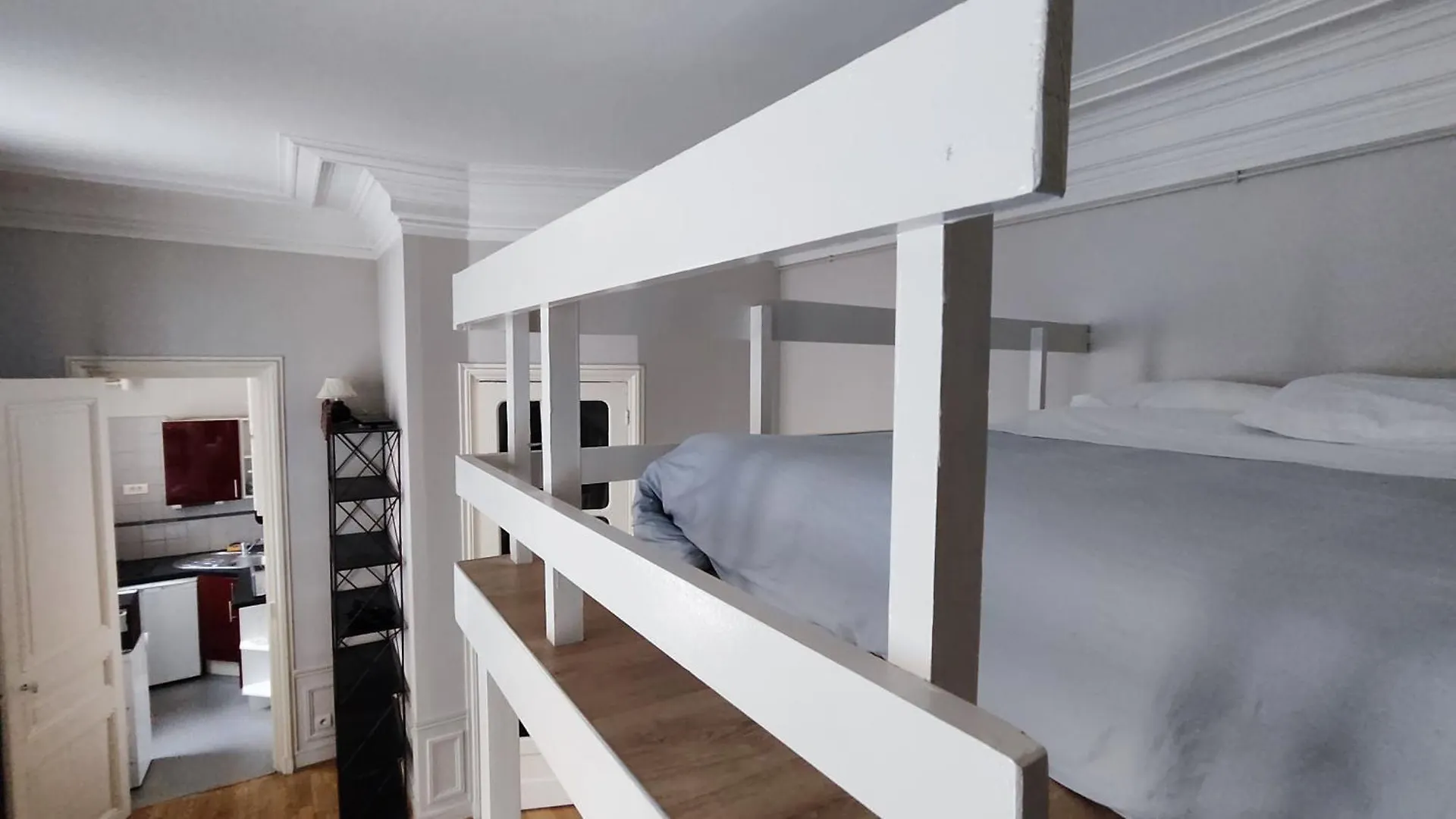 Rue Paul Valery - Paris 16 - 1160 Apartment