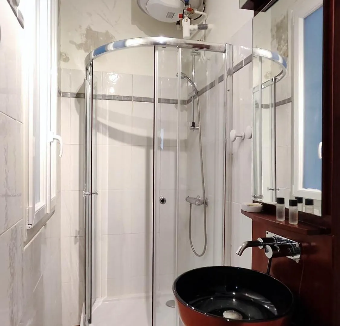 Rue Paul Valery - Paris 16 - 1160 Apartment France